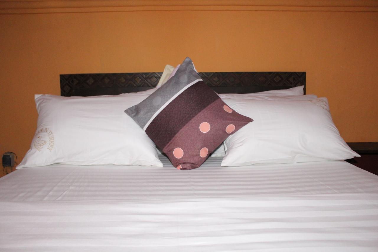 Zebra Boutique Hotel Кигали Екстериор снимка