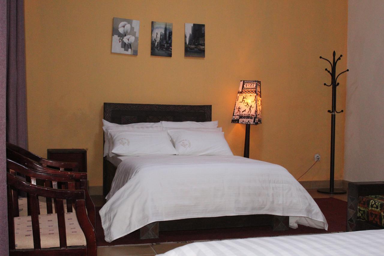 Zebra Boutique Hotel Кигали Екстериор снимка