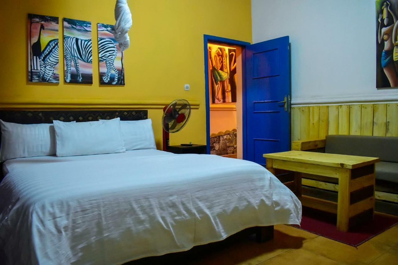 Zebra Boutique Hotel Кигали Екстериор снимка